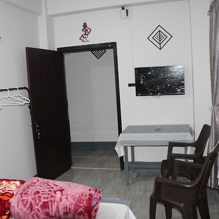 Halabella Homestay 실롱 외부 사진