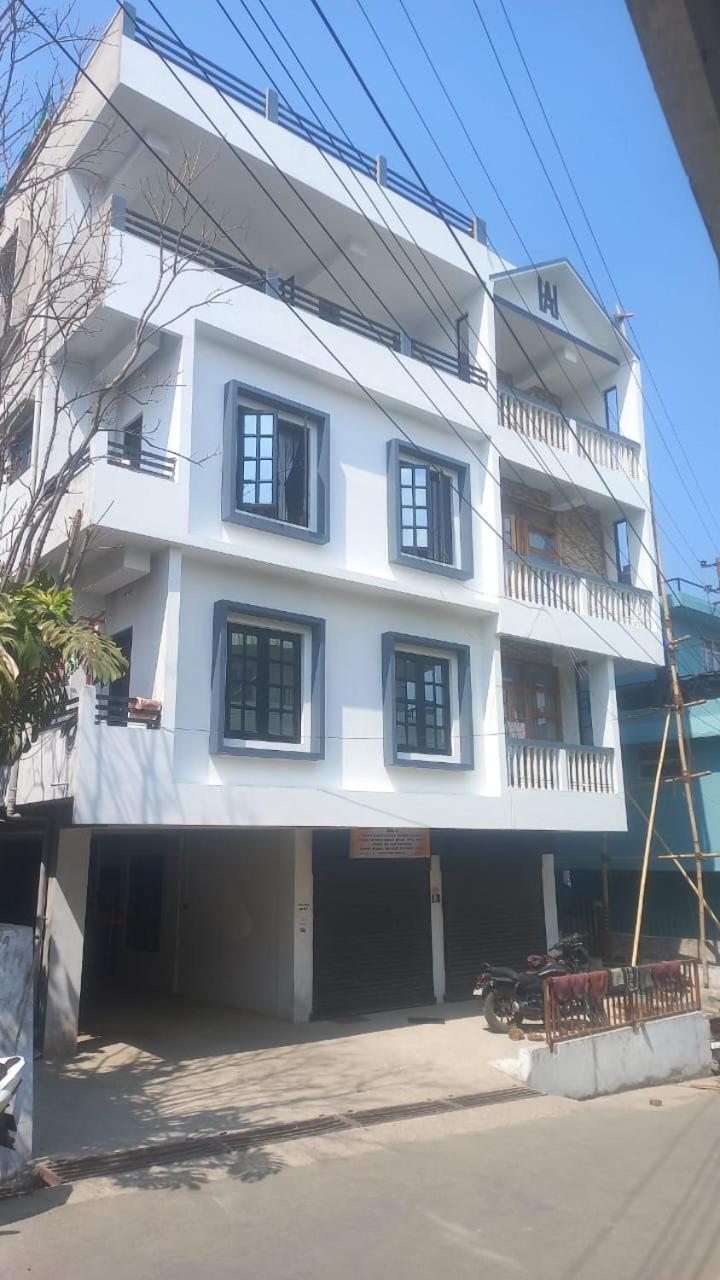 Halabella Homestay 실롱 외부 사진